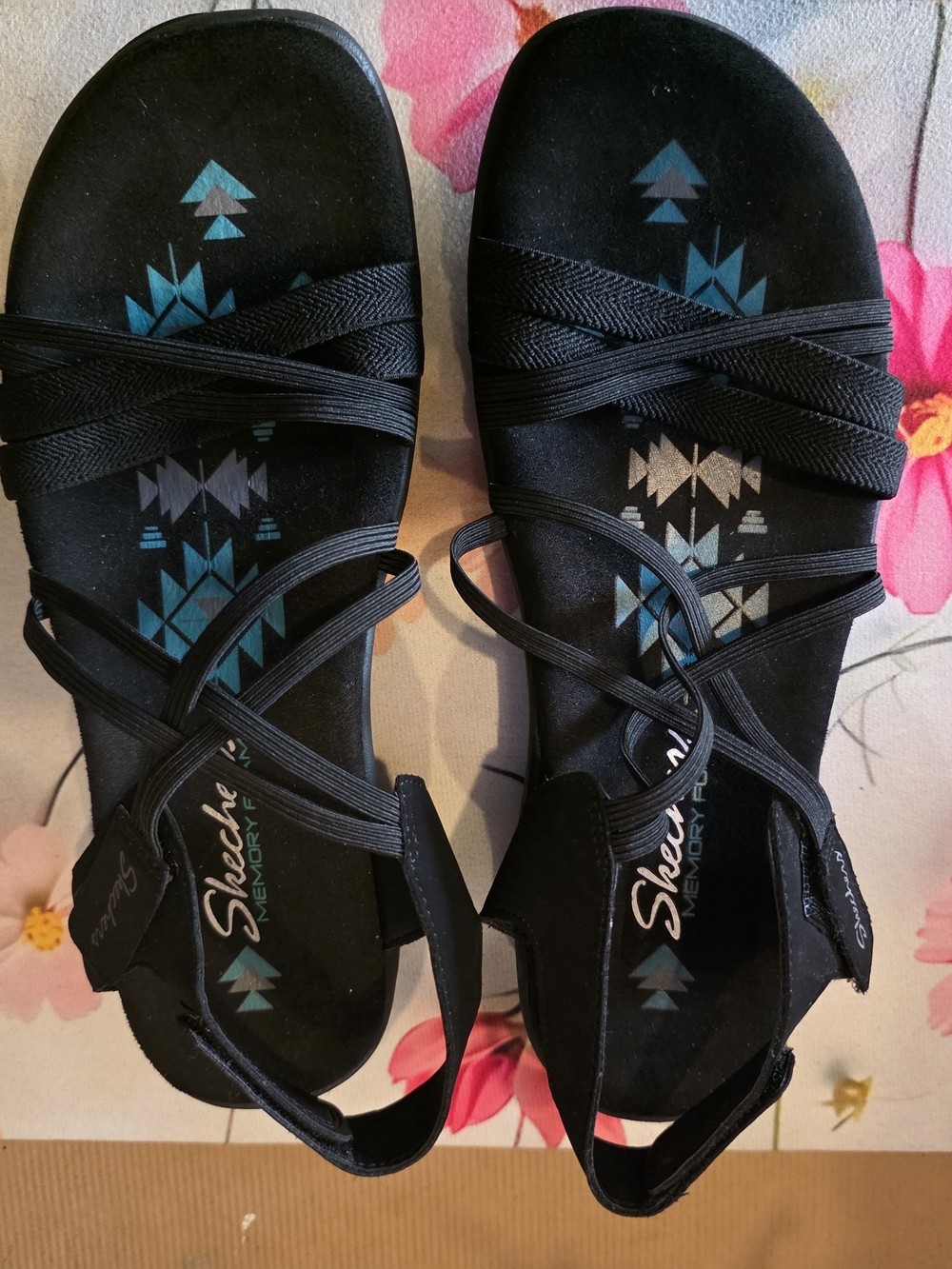 Skechers Black Strappy Memory Foam Sandals with Teal Aztec Insole
